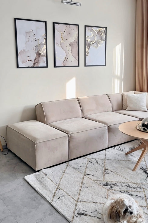 Beżowa Farba Prawy Wzór Złoty Plakat 50x70cm